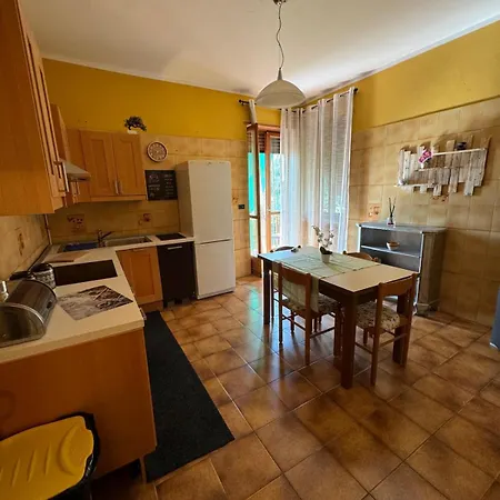 King's House Проживание в семье *