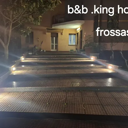 King's House * Roletto