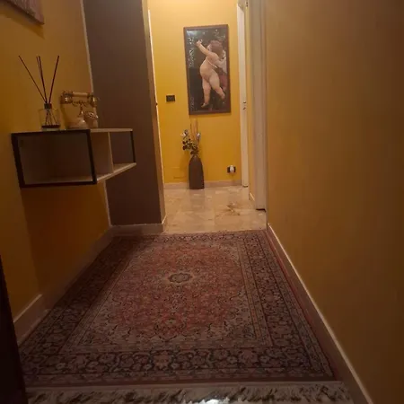 King's House Проживание в семье *