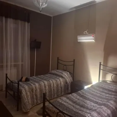 King's House Проживание в семье Roletto